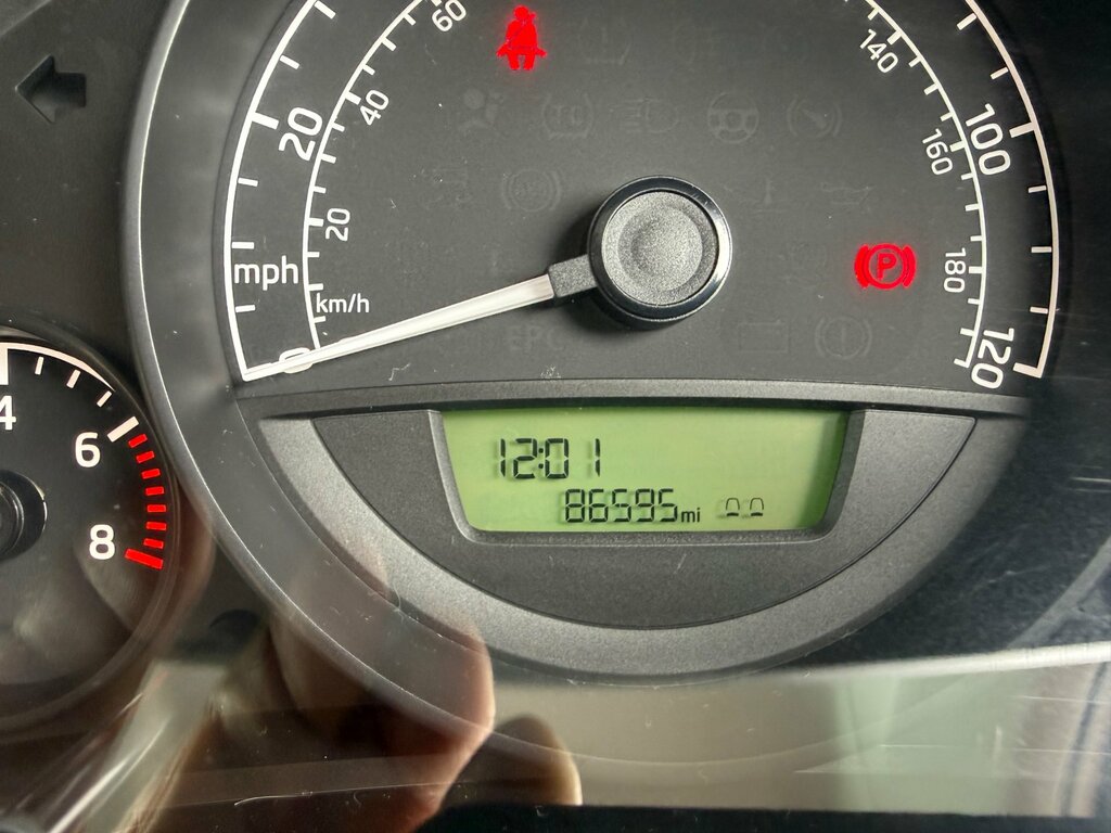 Skoda Citigo Hatchback 1.0 Mpi Sport 2013 Black #30