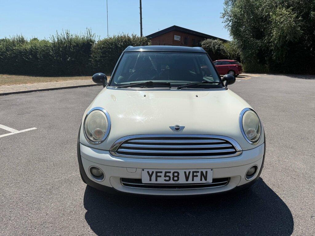 Mini Clubman 1.6 Cooper Estate Euro 4 120 Ps White #3