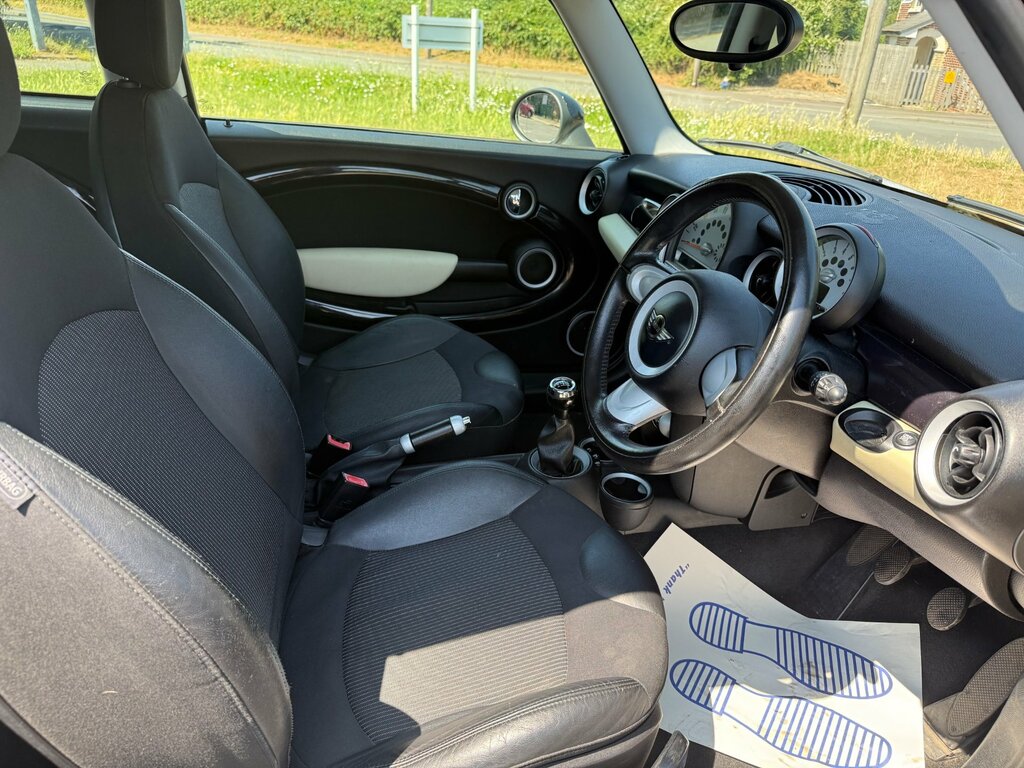 Mini Clubman Estate 1.6 Cooper Euro 4 Silver #38