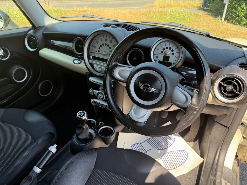 Mini Clubman Estate 1.6 Cooper Euro 4 Silver #39