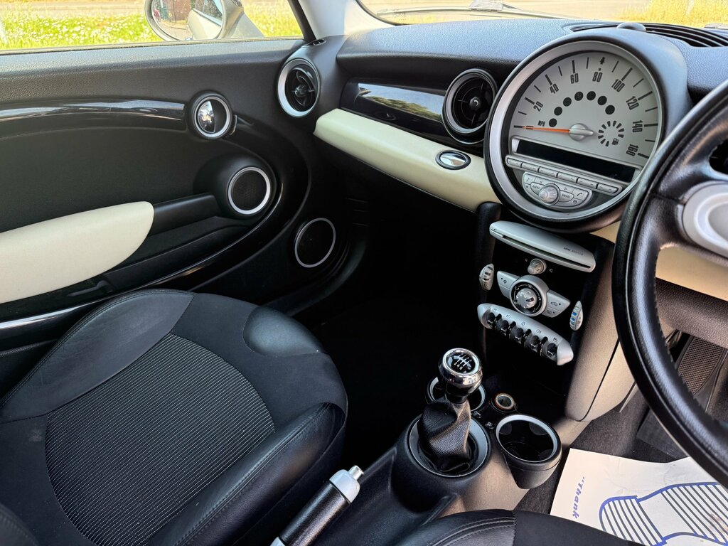 Mini Clubman Estate 1.6 Cooper Euro 4 Silver #37