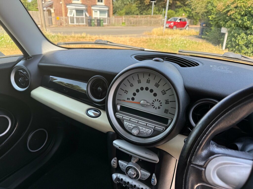 Mini Clubman Estate 1.6 Cooper Euro 4 Silver #36
