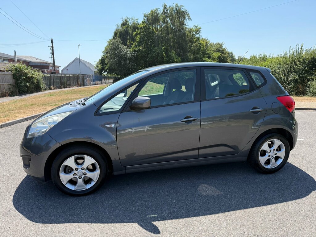 Kia Venga 1.4 2 Mpv Euro 5 89 Bhp Grey #4