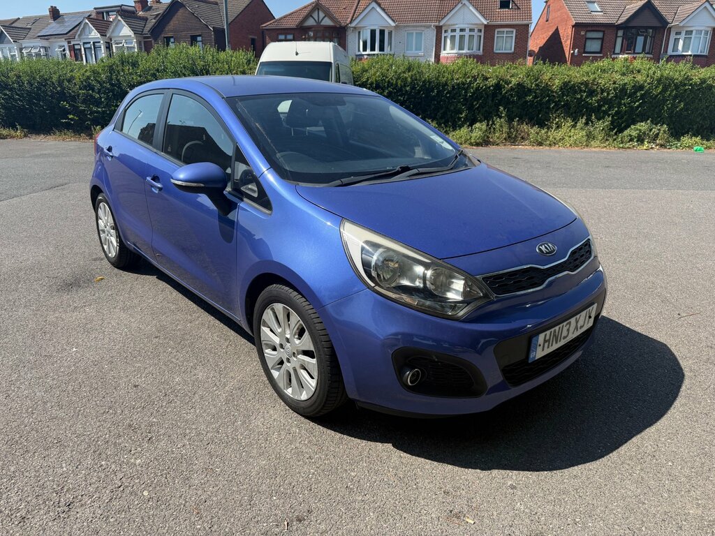 Kia RIO 1.25 2 Hatchback Euro 5 84 Bhp Blue