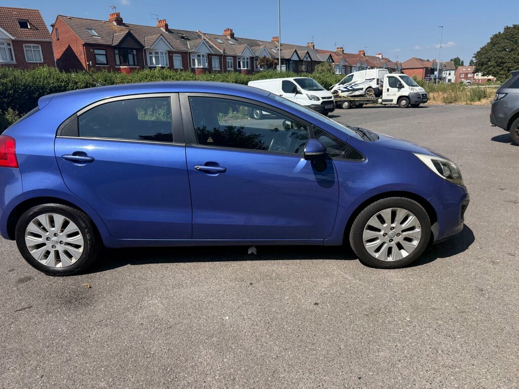 Kia RIO 1.25 2 Hatchback Euro 5 84 Bhp Blue #4