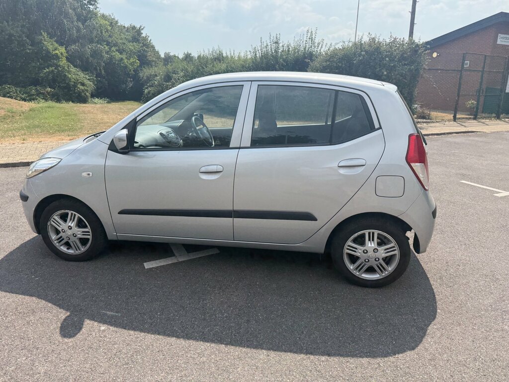 Hyundai I10 Classic Silver #17