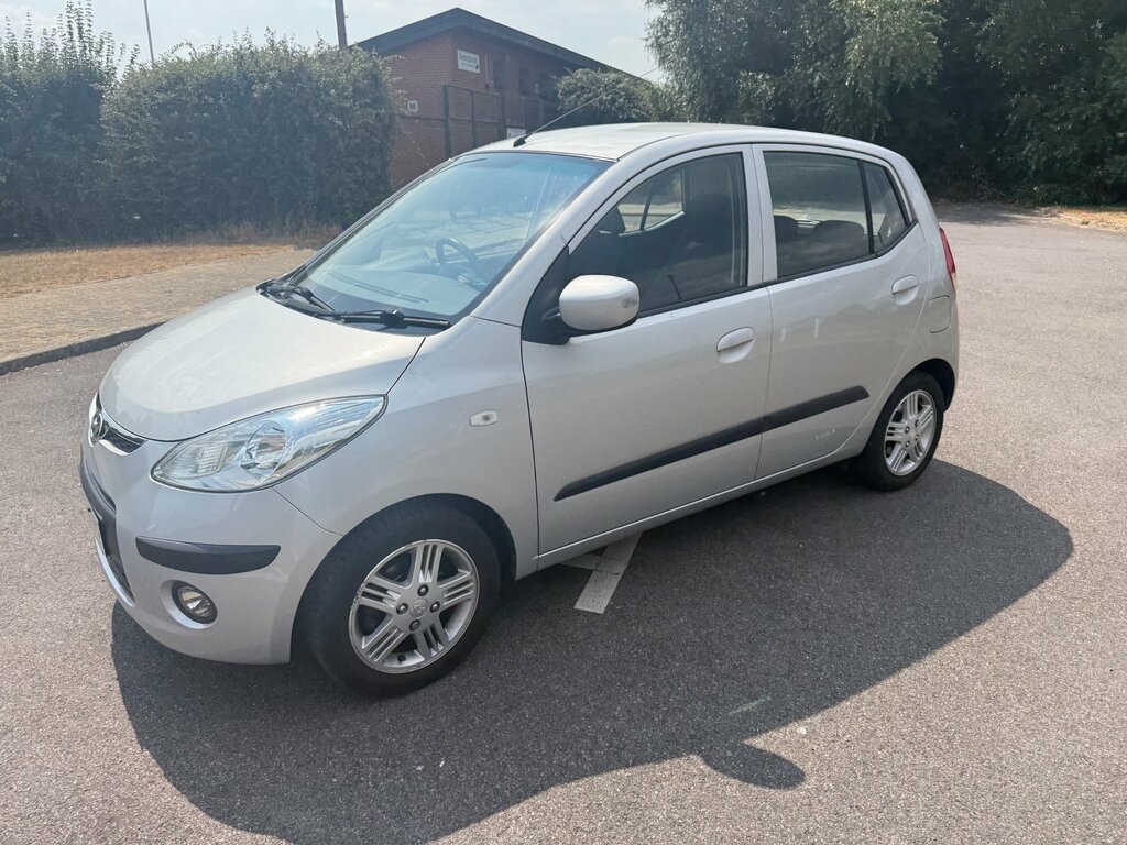 Hyundai I10 Classic Silver #25