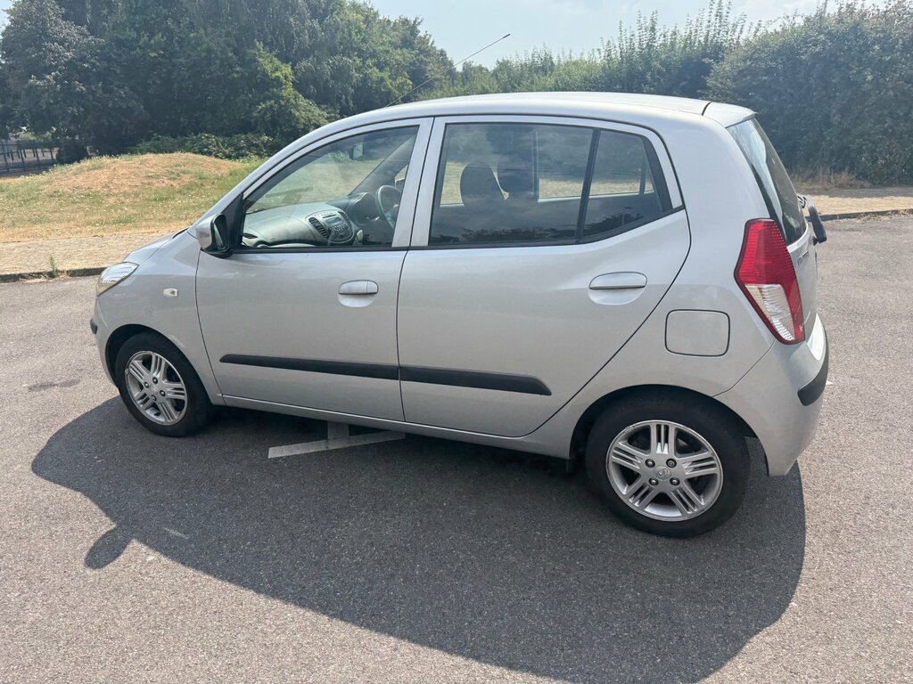 Hyundai I10 Classic Silver #18