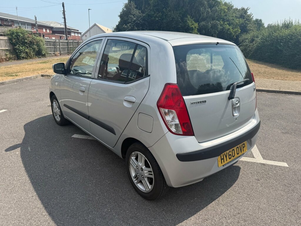 Hyundai I10 Classic Silver #14