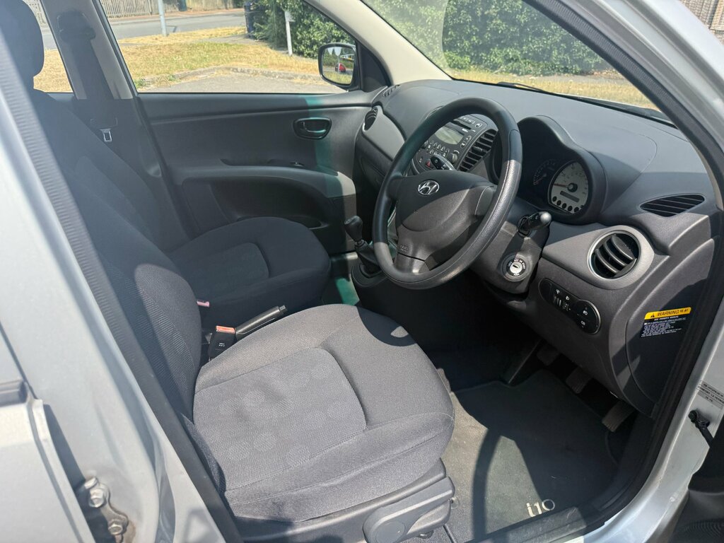 Hyundai I10 Classic Silver #39