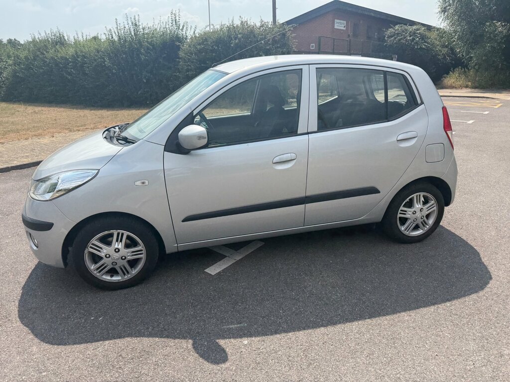 Hyundai I10 Classic Silver #21