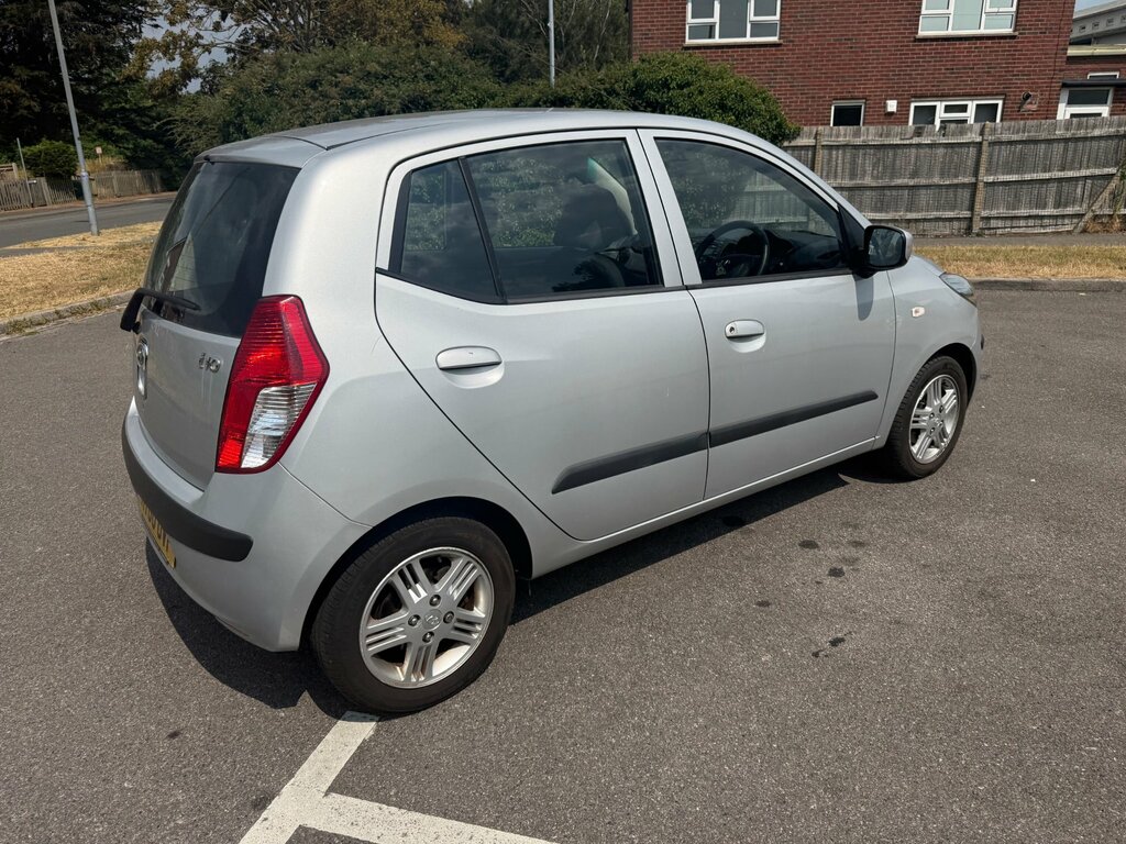 Hyundai I10 Classic Silver #10