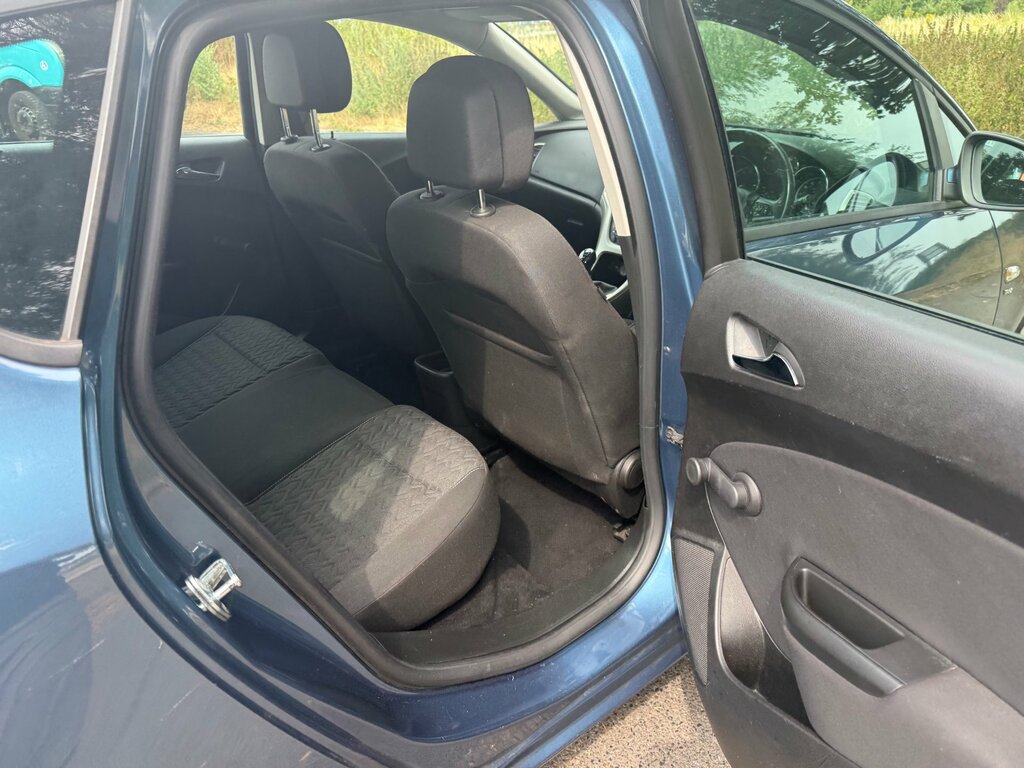 Vauxhall Astra Hatchback 1.7 Cdti Ecoflex Tech Line Euro 5 Ss Green #28