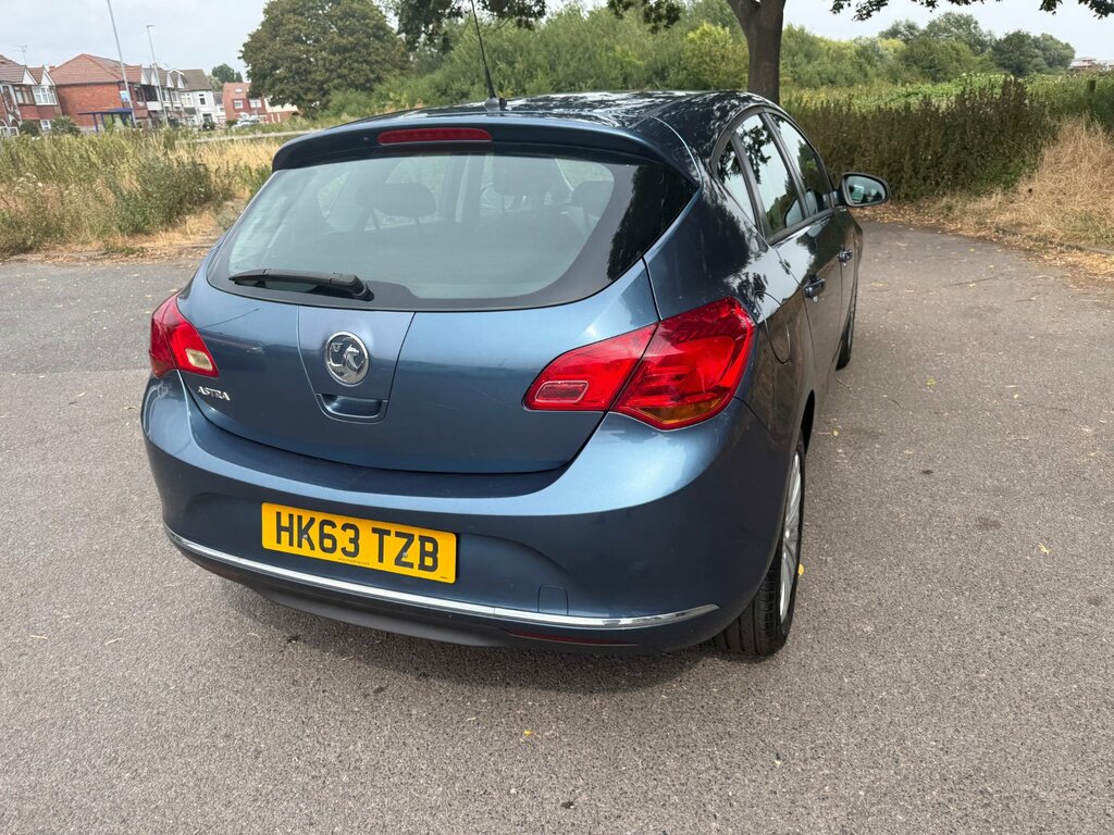 Vauxhall Astra Hatchback 1.7 Cdti Ecoflex Tech Line Euro 5 Ss Green #9