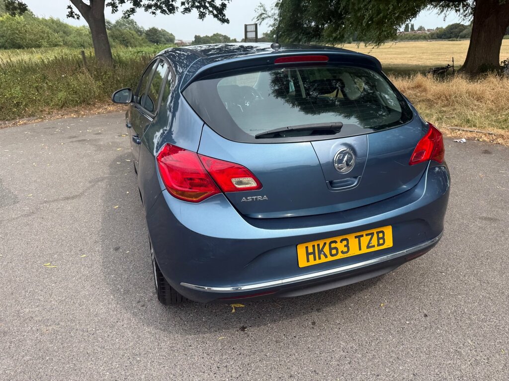 Vauxhall Astra Hatchback 1.7 Cdti Ecoflex Tech Line Euro 5 Ss Green #13