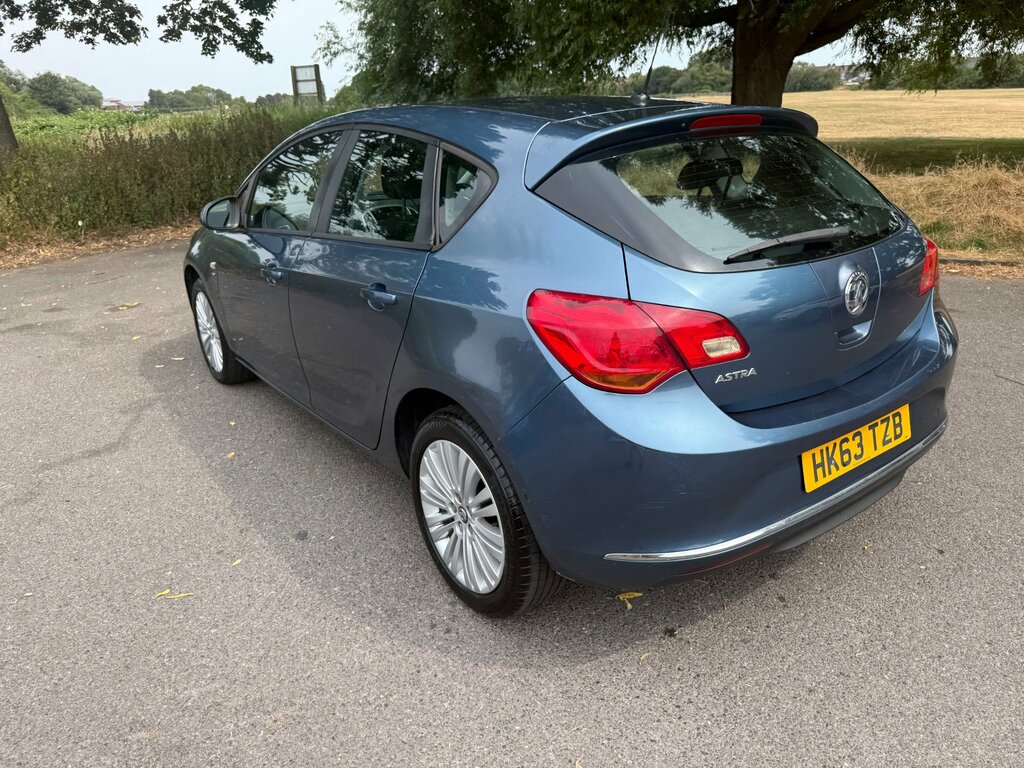 Vauxhall Astra Hatchback 1.7 Cdti Ecoflex Tech Line Euro 5 Ss Green #12