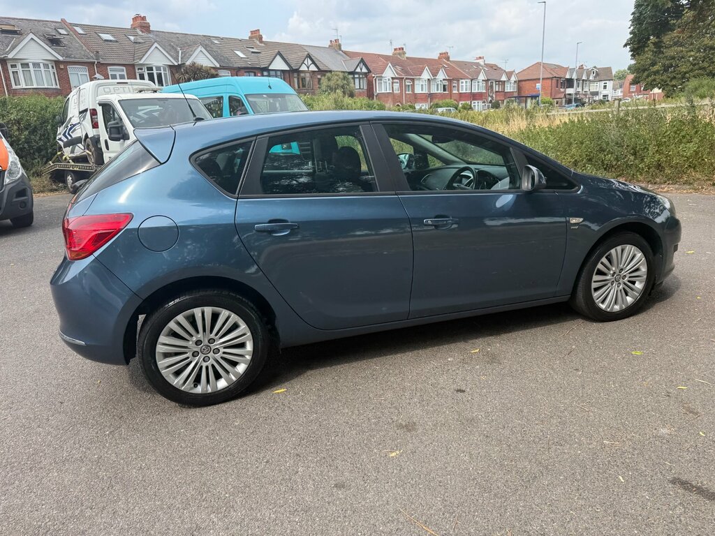 Vauxhall Astra 1.4 16V Energy Hatchback Euro 5 Blue #6