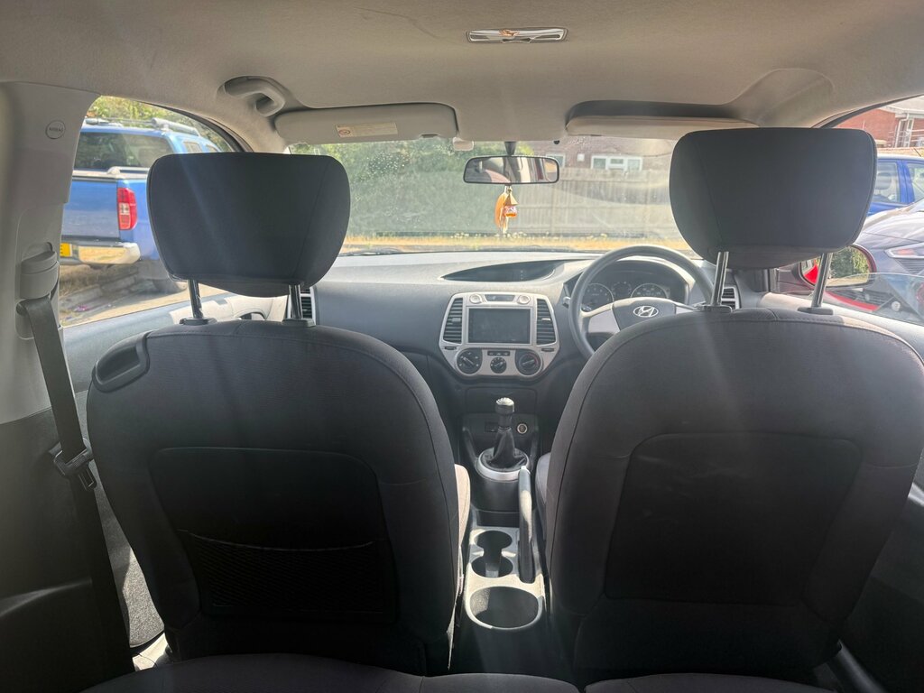 Hyundai I20 1.2 Classic 2009 Silver #32
