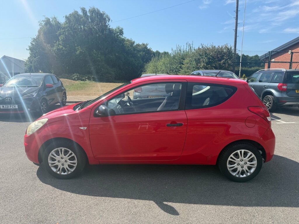 Hyundai I20 1.2 Classic Hatchback Euro 4 77 Red #6