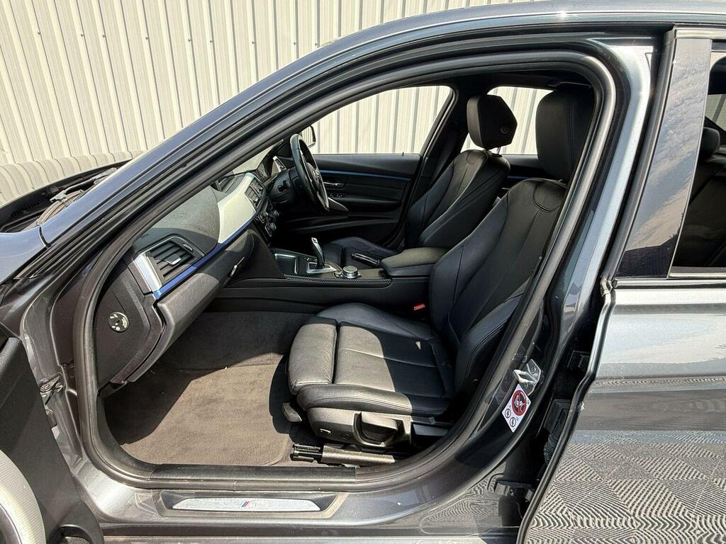 BMW 3 Series 320D Ed Plus Black #24