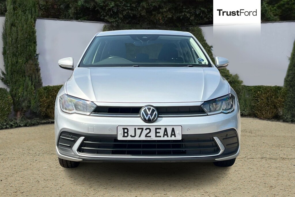 Volkswagen Polo Life Silver #6