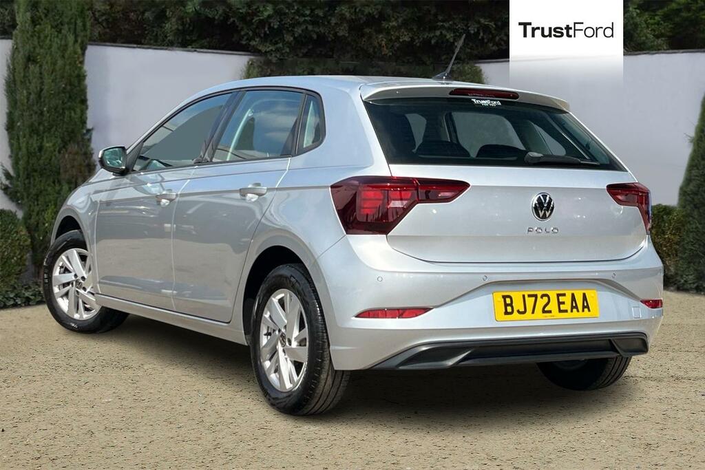 Volkswagen Polo Life Silver #2