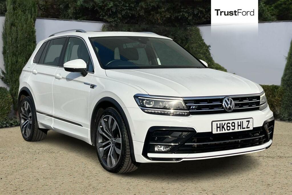 Volkswagen Tiguan R-line Tech HK69HLZ White