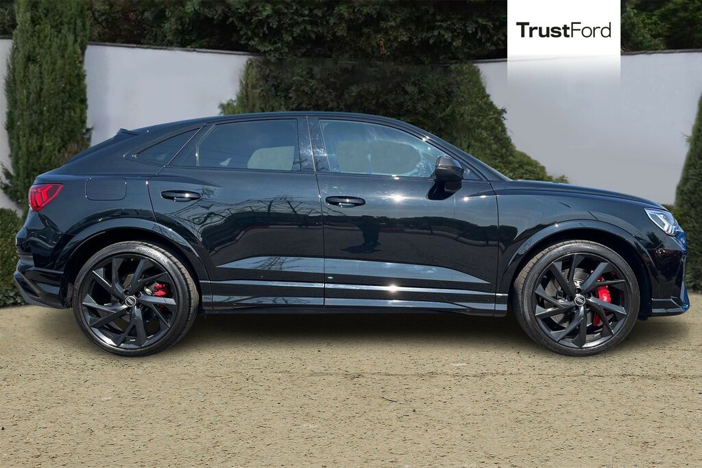 Audi RS Q3 Rs Q3 Tfsi Quattro Vorsprung S Tronic Black #3