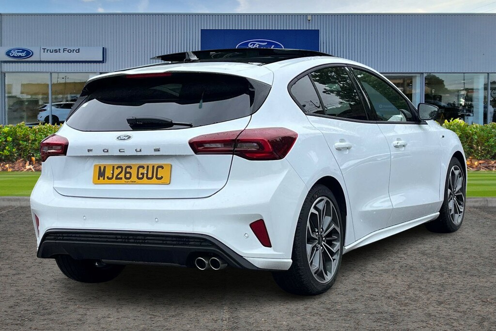 Ford Focus 1.0 Ecoboost Hybrid Mhev St-line X Panoramic S White #4