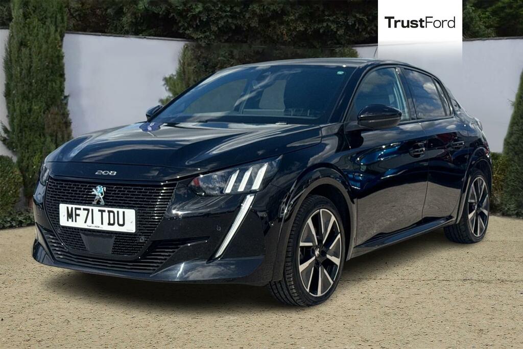 Peugeot e-208 50Kwh Gt Hatchback 136 Ps Black #5