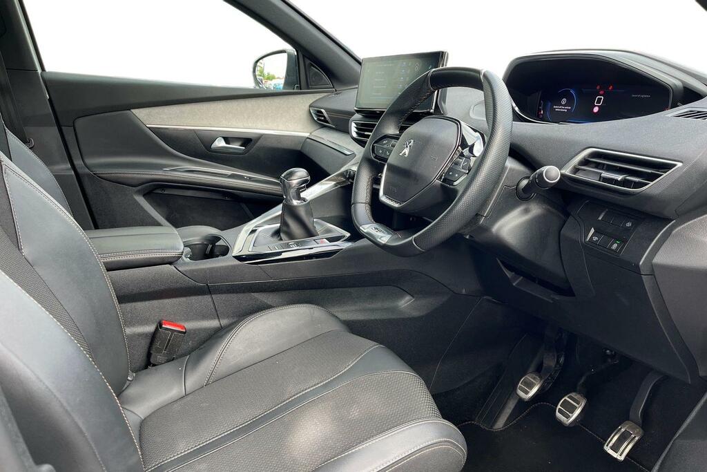 Peugeot 5008 Gt Premium White #9