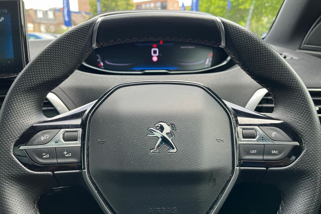Peugeot 5008 Gt Premium White #23