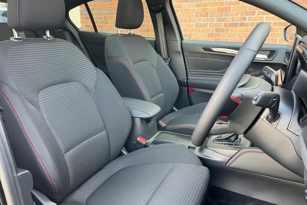 Ford Focus Focus St-line X Edition 1.0L Ecoboost 125Ps Black #17
