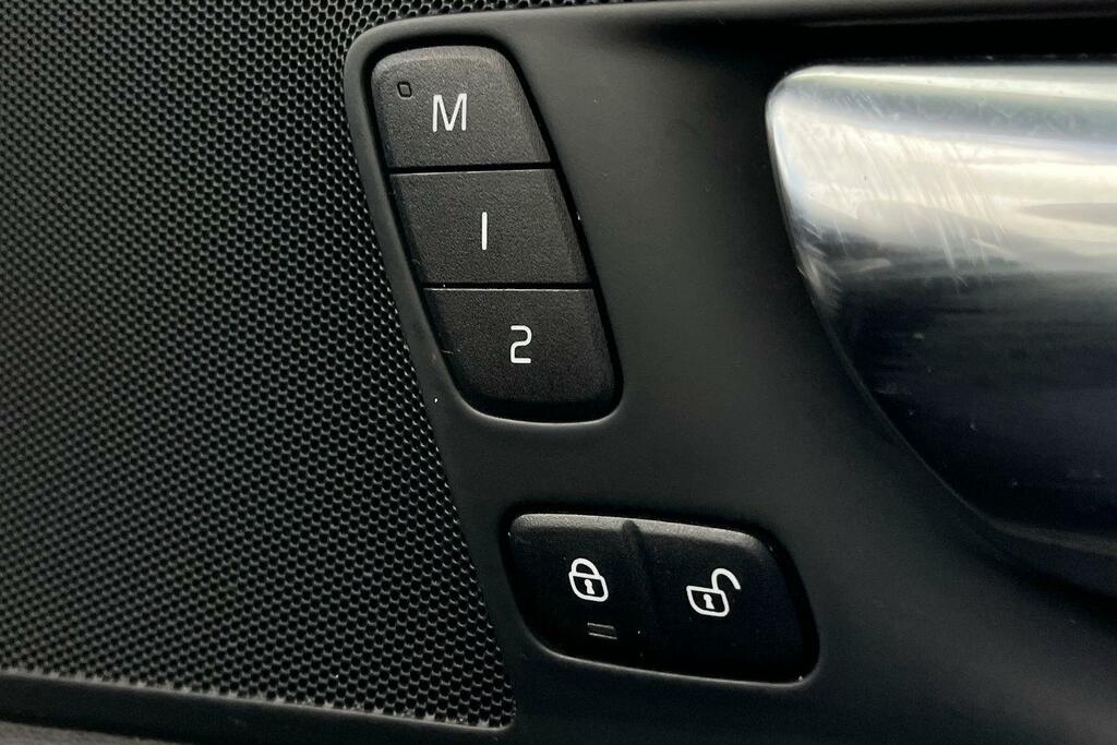 Volvo XC60 T6 Awd Phev Recharge R-design Grey #25