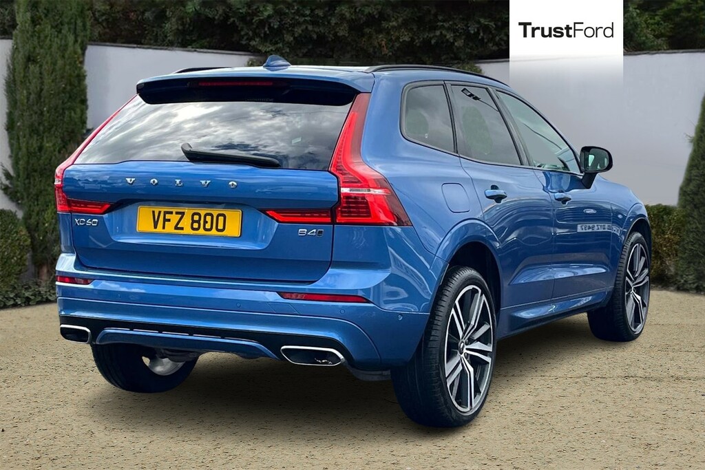 Volvo XC60 2.0 B4d R Design Pro Awd Geartronic Blue #4