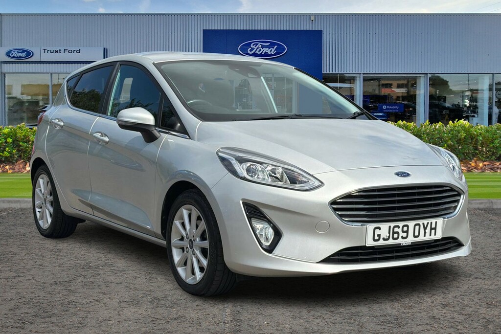 Ford Fiesta 1.0 Ecoboost Titanium With Sat Nav Lane Assist Silver