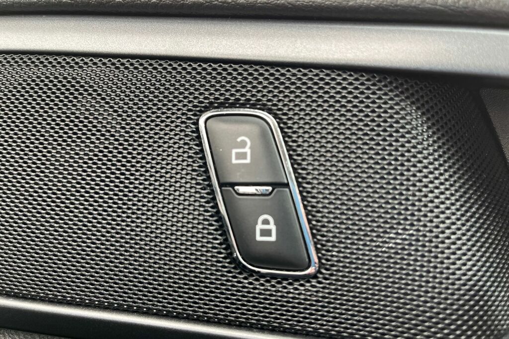 Ford Mondeo Titanium Edition 1.5 165Ps Ecoboost Estate Blue #38