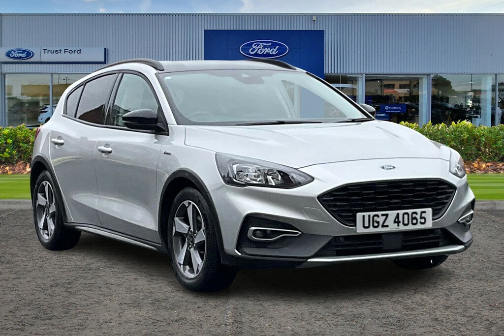 Ford Focus 1.0T Ecoboost Mhev Active Edition Hatchbackfront UGZ4065 Silver