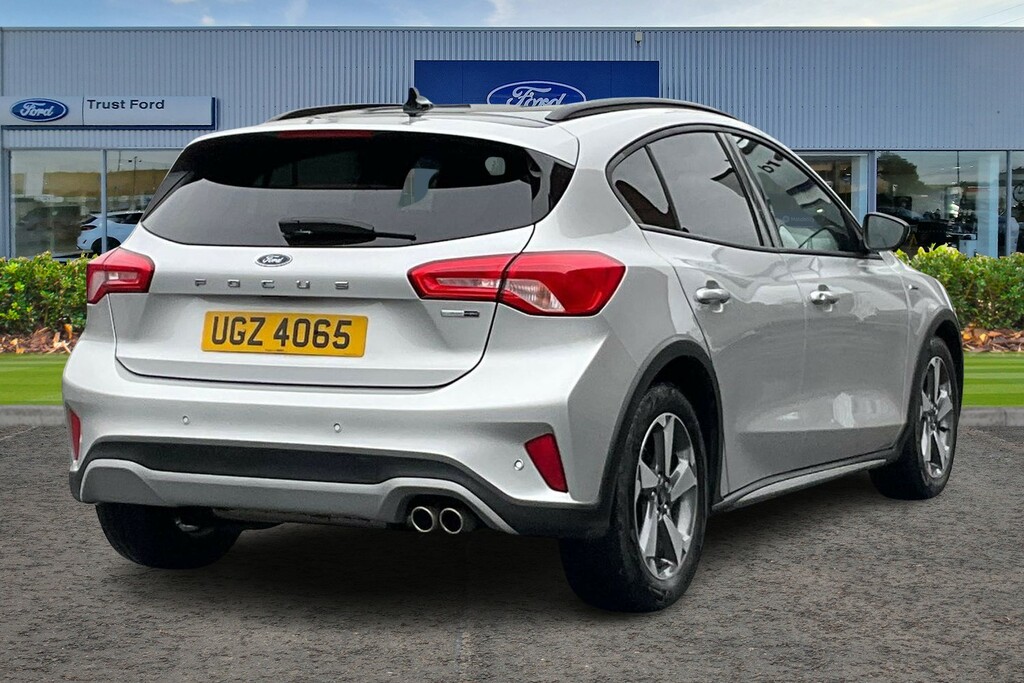 Ford Focus 1.0T Ecoboost Mhev Active Edition Hatchbackfront UGZ4065 Silver #4