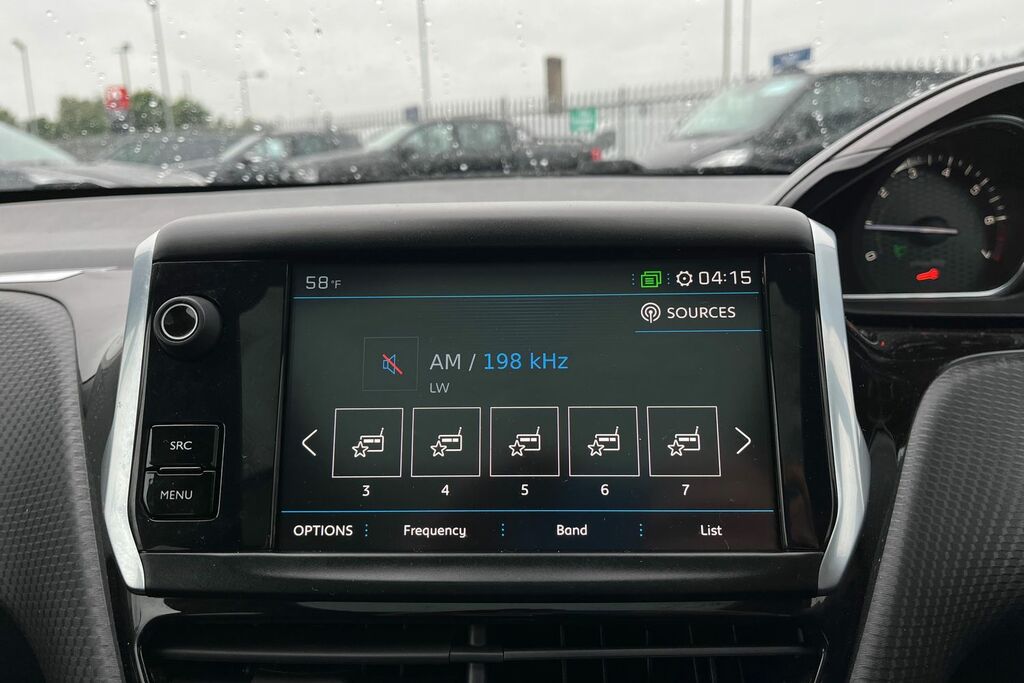 Peugeot 2008 1.2 Puretech 110 Gt Line 6 Speed Grey #39
