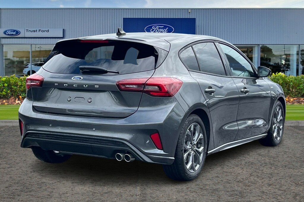 Ford Focus 1.0 Ecoboost Hybrid Mhev St-line - Panoramic R #4