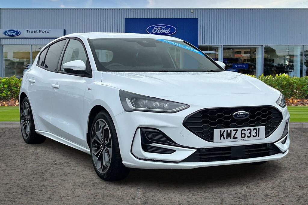 Ford Focus 1.0 Ecoboost Hybrid Mhev 155 St-line X Ed White