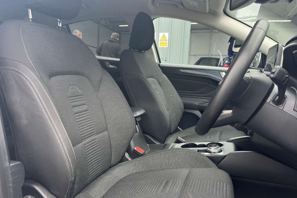 Ford Focus 1.0T Ecoboost Titanium X Edition Estate Blue #17