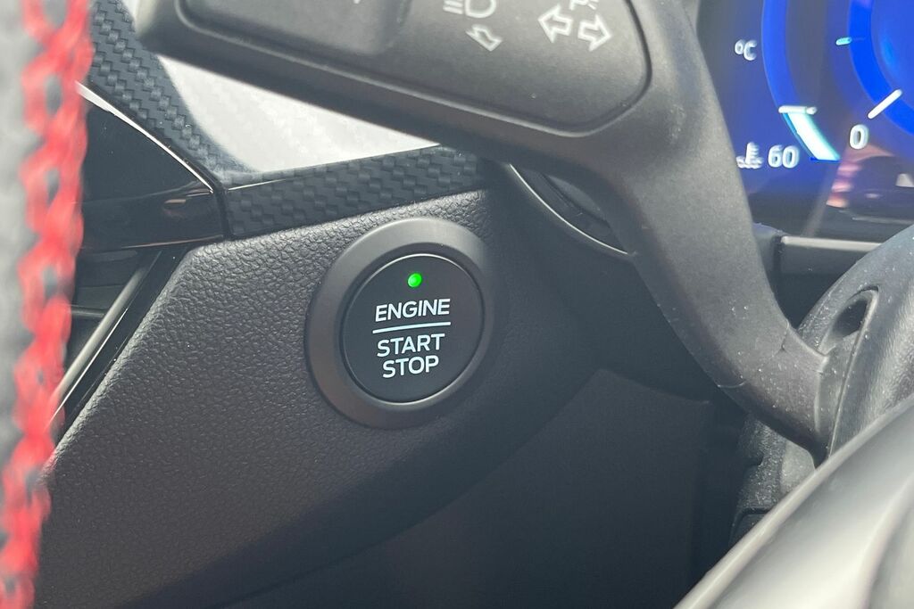 Ford Kuga 2.5 Fhev St-line X Edition Cvt White #39