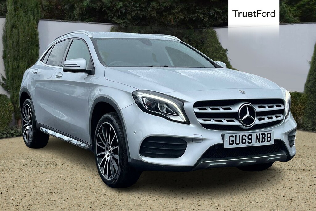 Mercedes-Benz GLA Class 1.6 Gla180 Amg Line Edition Suv 7G-dct Silver