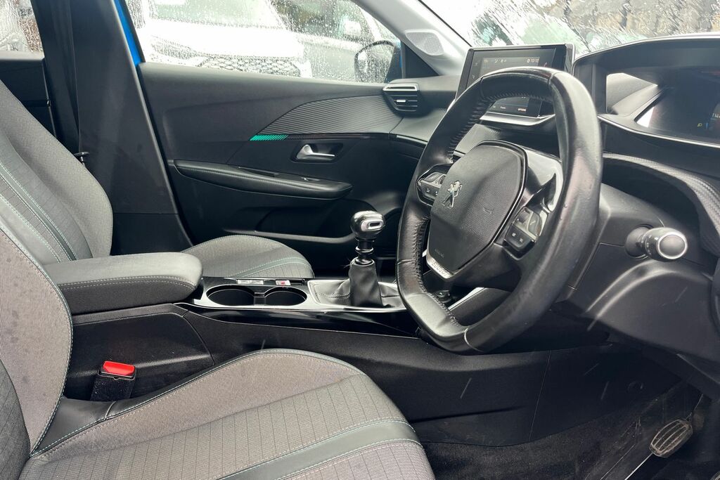 Peugeot 208 1.2 Puretech Allure Euro 6 Ss Red #17