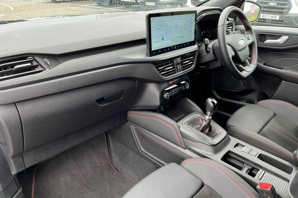 Ford Kuga 1.5 Titanium 150 Ps In Magnetic With Grey #18