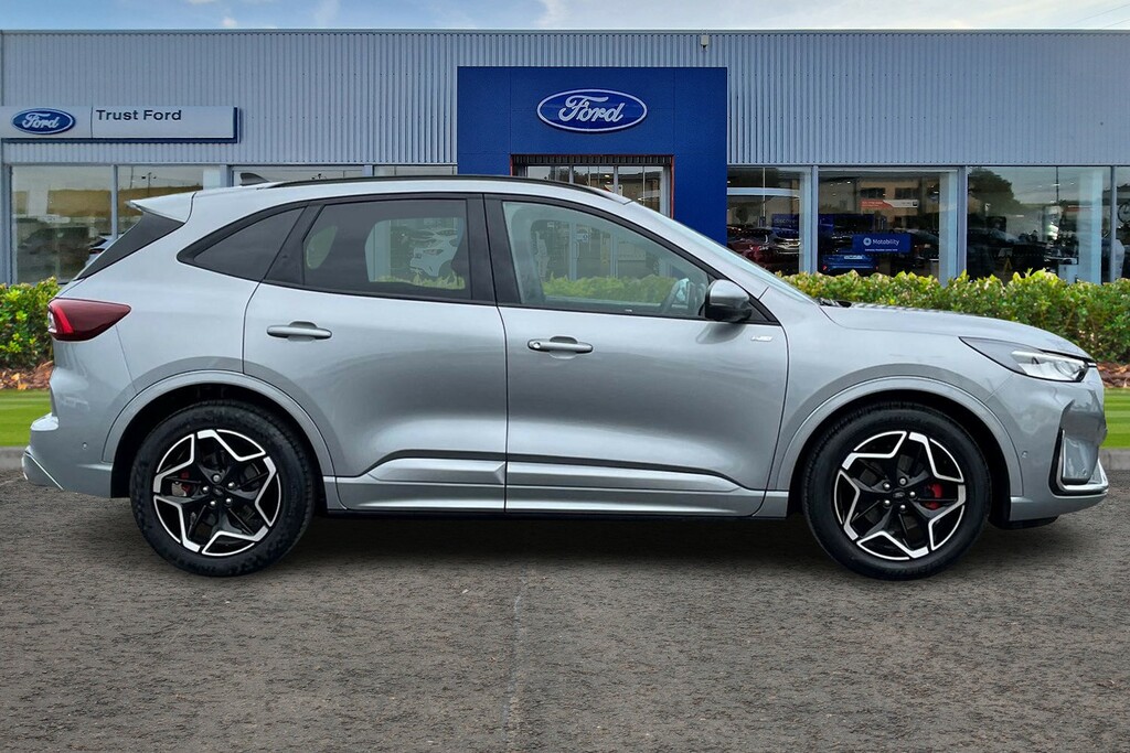 Ford Kuga 1.5 Titanium 150 Ps In Magnetic With Grey #3