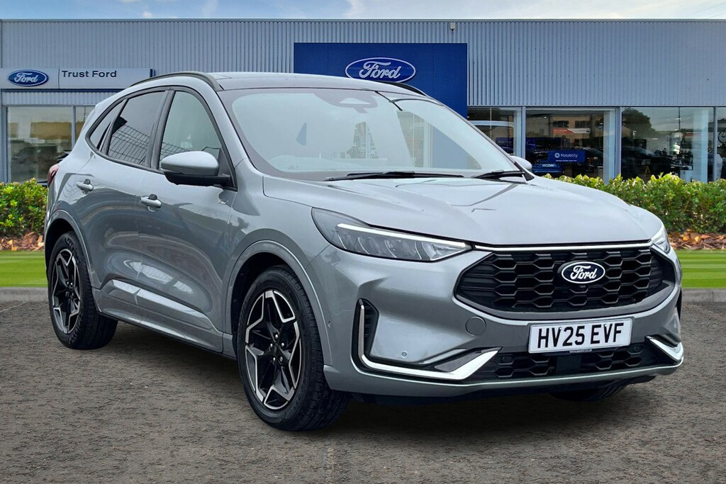 Ford Kuga 1.5 Titanium 150 Ps In Magnetic With Grey #1