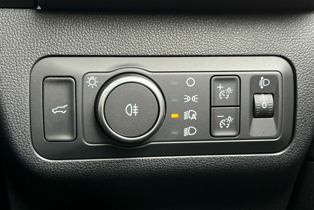 Ford Kuga 1.5 Titanium 150 Ps In Magnetic With Grey #39